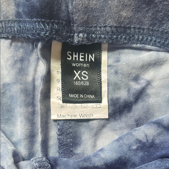 SHEIN Blue Tie-Dye Bike Shorts - Picture 2 of 3